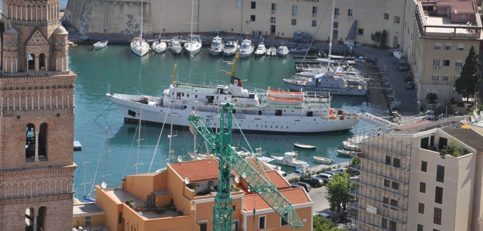 Gaeta / Il ministro Marco Minniti a Gaeta per consegnare due motovedette alla Libia