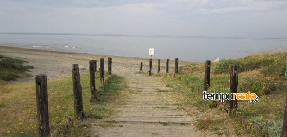 Litorale di Fondi, revocato il divieto di balneazione a Sant’Anastasia
