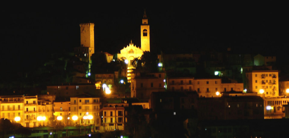 Castelforte / “Arte in Piazza” tra pittura, musica e poesia