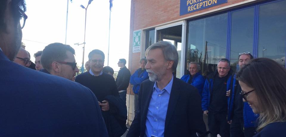 Mancoop, il ministro Delrio in visita allo stabilimento di Santi Cosma e Damiano (video)
