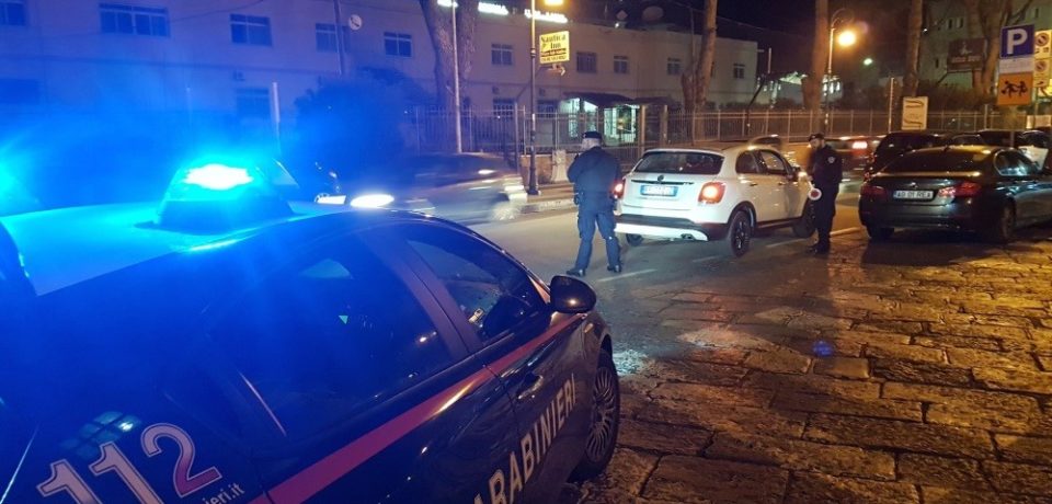 Formia / Ritirate due patenti a guidatori ubriachi