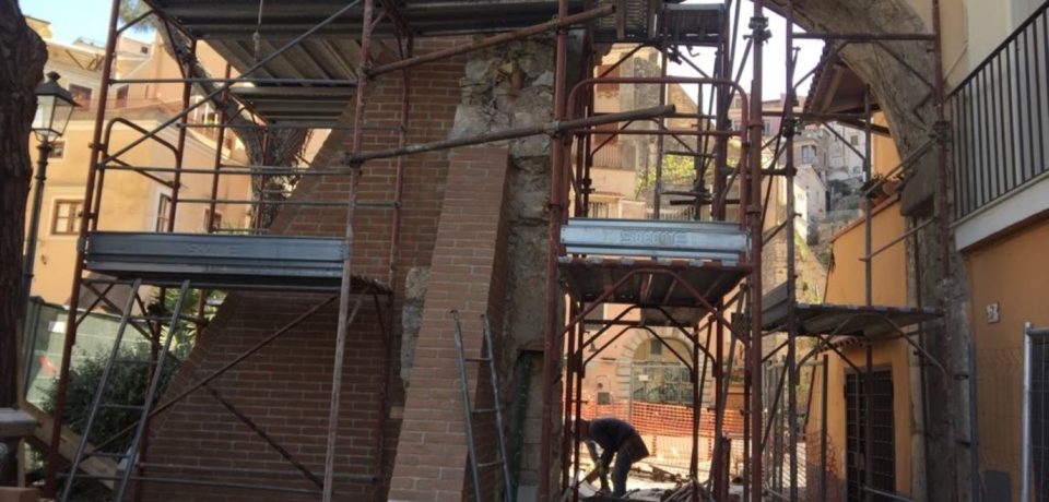 Gaeta / Restauro di Porta Domnica, proseguono speditamente i lavori