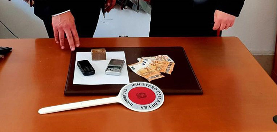 Sabaudia / Spaccio di sostanze stupefacenti, denunciato 46enne marocchino