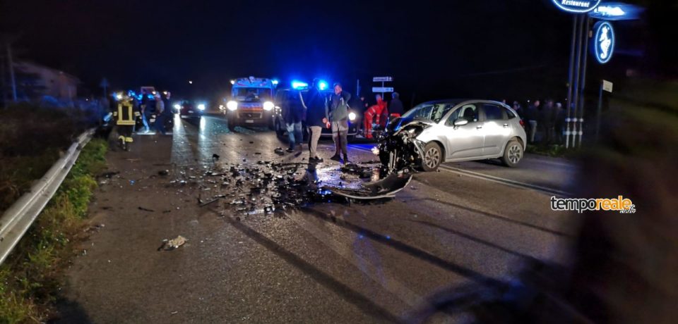 Spigno Saturnia / Scontro sulla superstrada Formia-Cassino, gravissima una donna