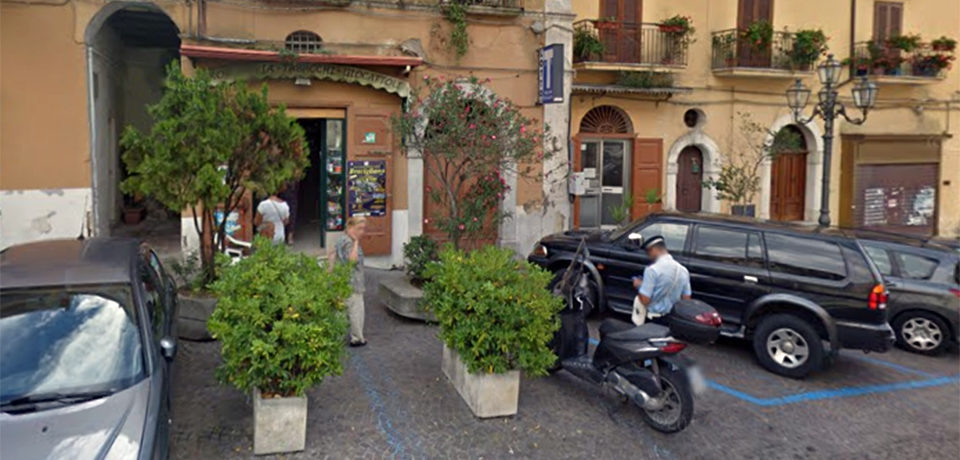 Minturno / Furto al Tabacchi Pontecorvo: ladri portano via sigarette e gratta e vinci