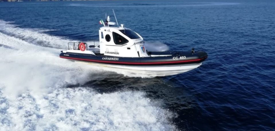 Ponza / Sequestrata rete da pesca illegale e multato il proprietario