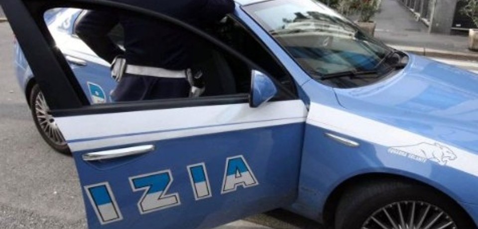 Flacca chiusa per una voragine al Salto di Fondi: traffico deviato