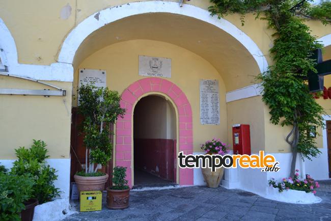 Il Comune di Ponza