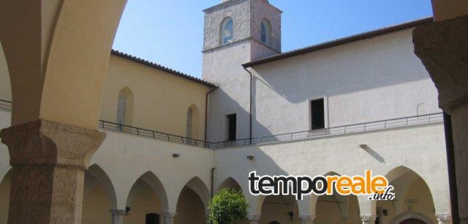 Fondi / Mostra didattico-pittorica “Io ci sono” a cura dei docenti di sostegno del Liceo Piero Gobetti