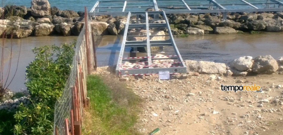 Gaeta / Sequestrato pontile a Vindicio