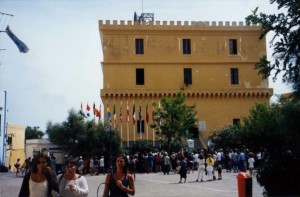 ventotene piazza castello (Medium)