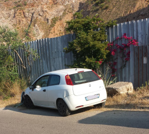 auto-fuori-strada-castelforte