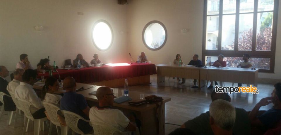 Itri / Le opposizioni denunciano l’incompatibilità di due consiglieri comunali