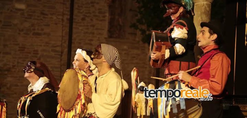 Il Teatro Bertolt Brecht parte per il tour in tutta Italia