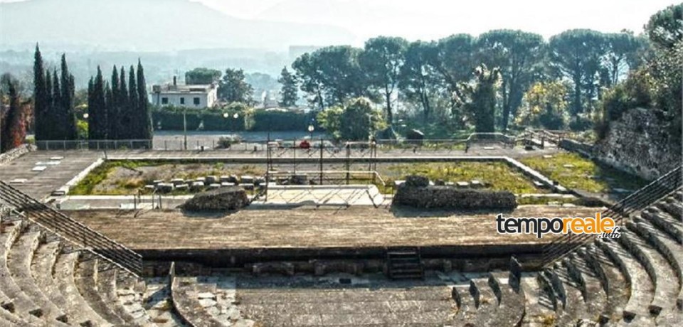 Cassino / Rassegna CassinoArte, al teatro romano va in scena “Per tutti gli dei”
