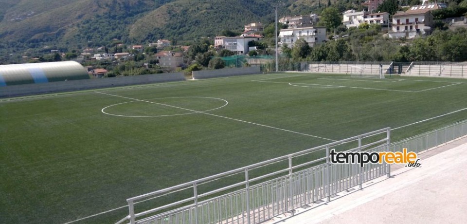 Formia / Privatizzazione della gestione delle strutture sportive, è scontro