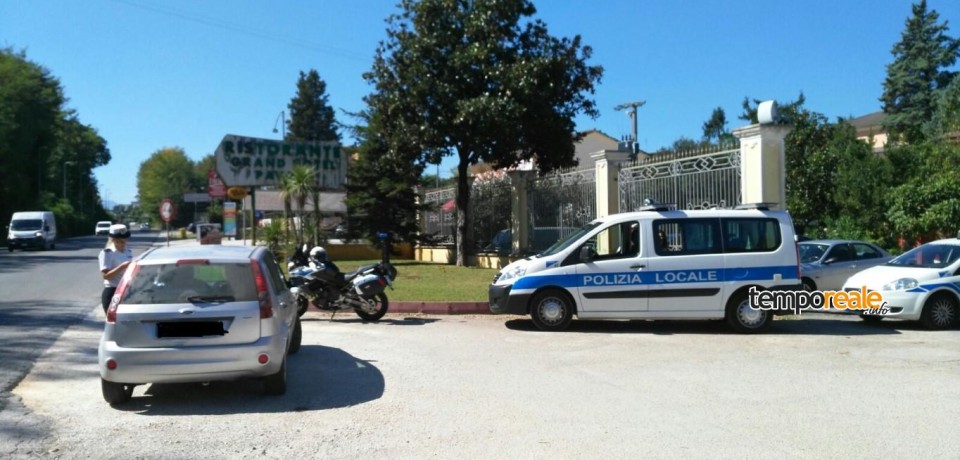 Cassino / Al via il Targa System per controllare i veicoli senza assicurazione o revisione