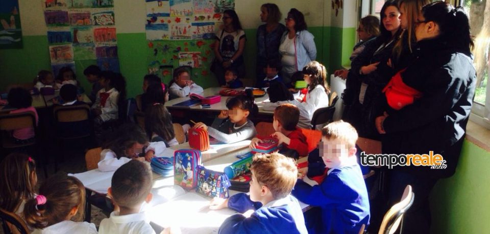 Formia / Mancano i bidelli, la scuola dell’infanzia di Vindicio a rischio chiusura