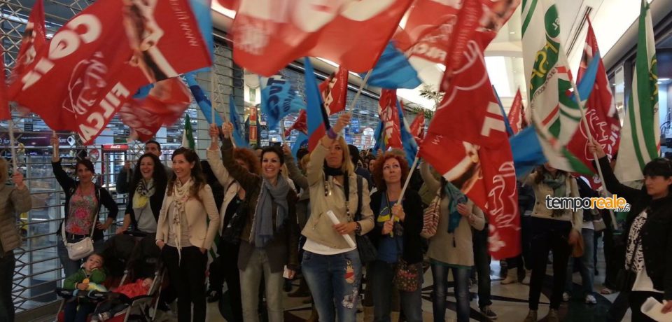 Terracina / La Unicoop Tirreno opta per ricollocare il personale, la protesta dei sindacati scavalcati