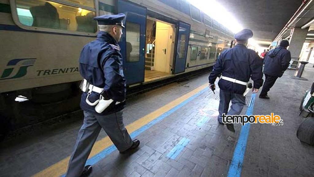 polizia treno stazione