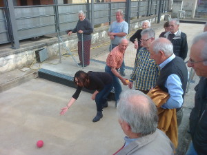 Campo bocce Commissario lancia la prima boccia