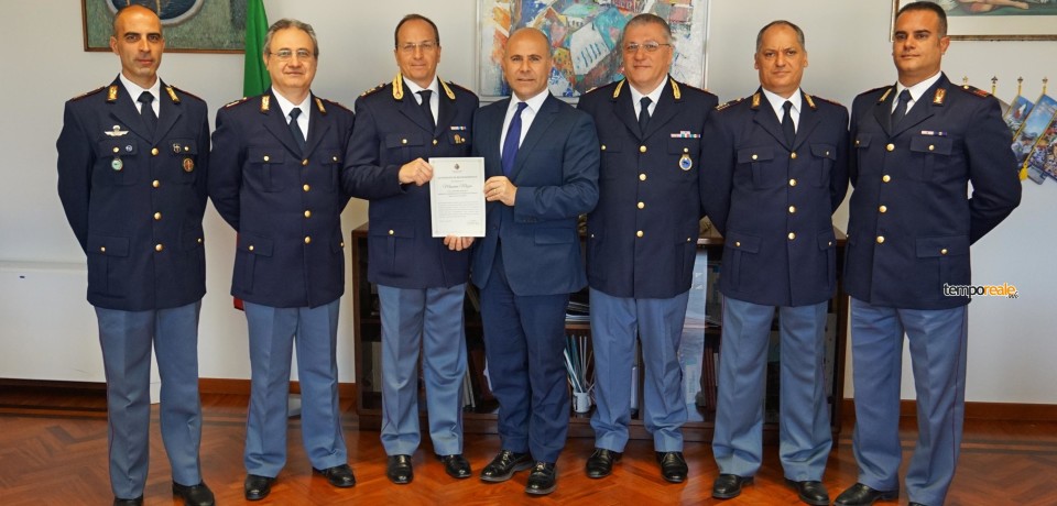 Fondi / Omicidio Zuena, il sindaco De Meo consegna gli attestati di benemerenza alla Polizia