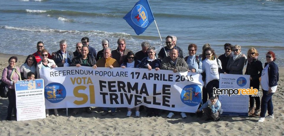 Fondi / Referendum, Flash Mob in spiaggia contro le trivellazioni