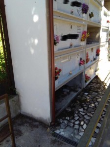 loculi cimitero santi cosma e damiano 1