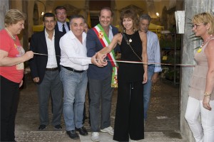 taglio nastro