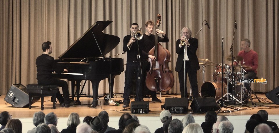 Formia / Il trombettista jazz Enrico Rava live all’anfiteatro di Caposele con il “Rava New Quartet”