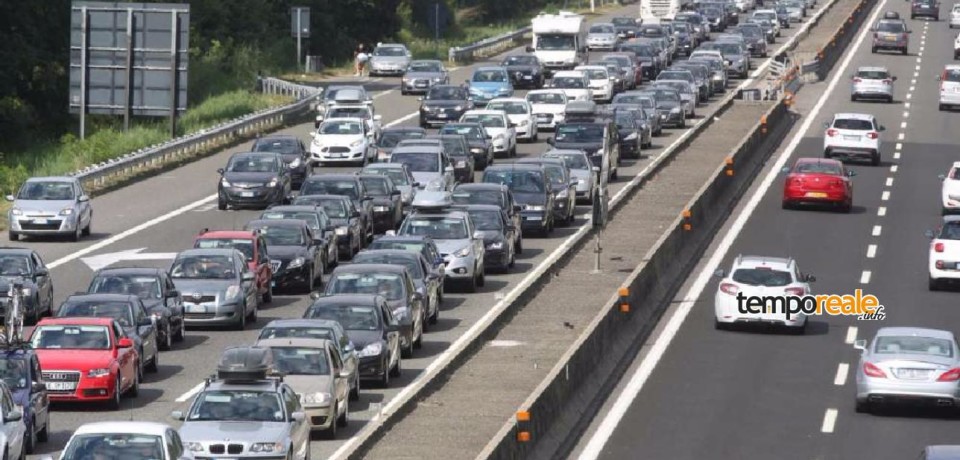 Esodo estivo 2016, i consigli della Polizia per un viaggio e una vacanza sicuri