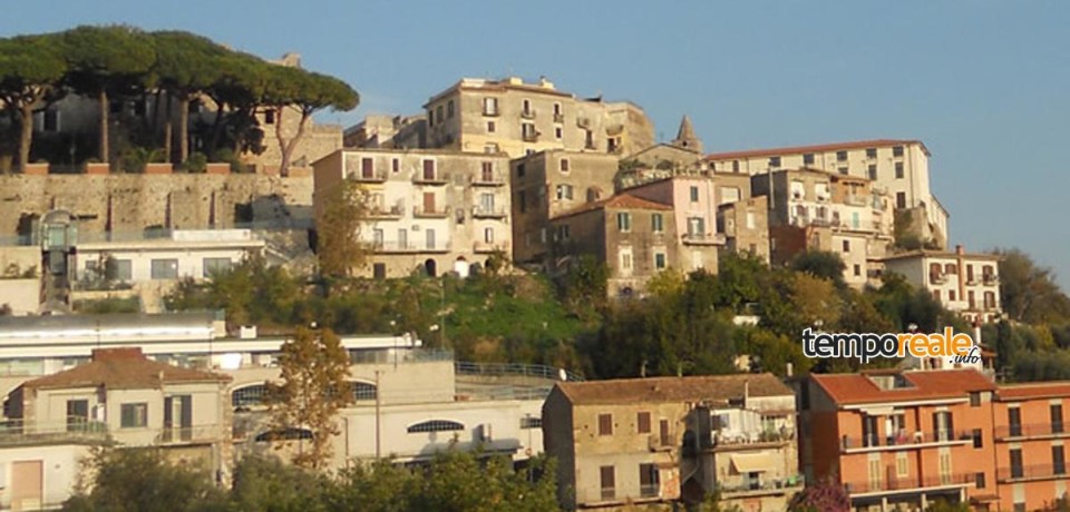 Minturno / Fiera di Santa Lucia con spettacolo per bambini, fiaccolata e musica popolare