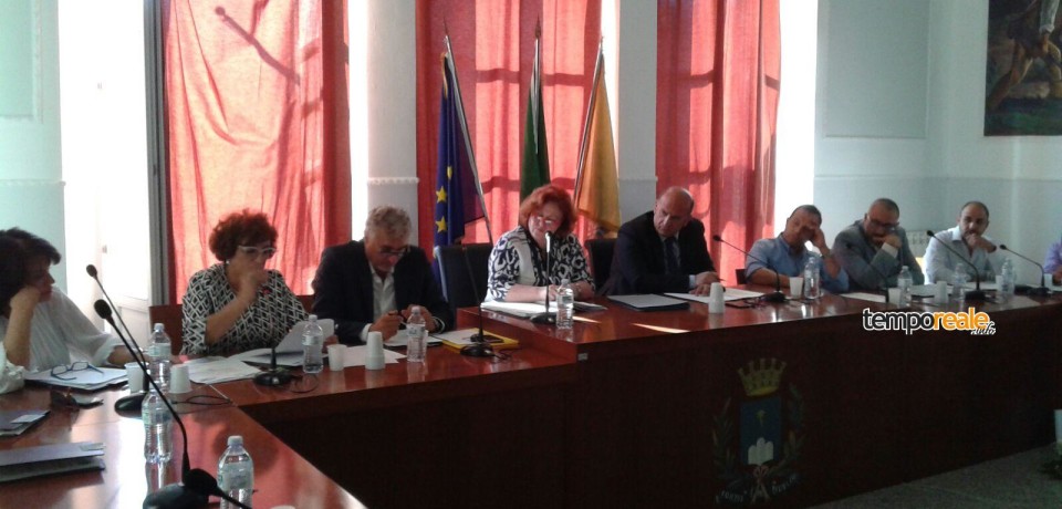Castelforte / L’opposizione critica i primi 100 giorni dell’amministrazione Cardillo