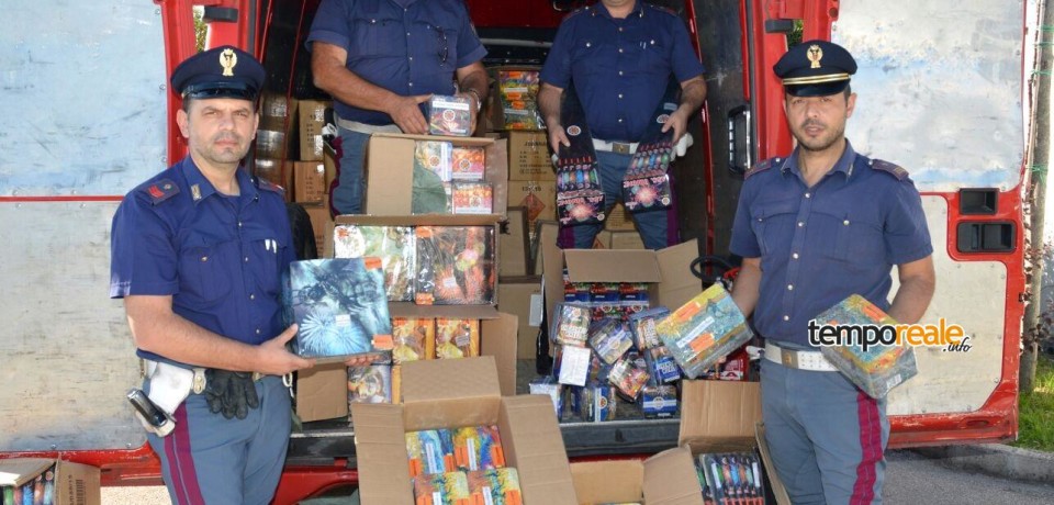 Cassino / In viaggio in autostrada con 50 Kg di fuochi d’artificio, due denunce