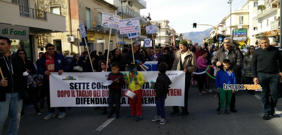 Minturno / Cambio orario treni, indetta nuova manifestazione dei pendolari