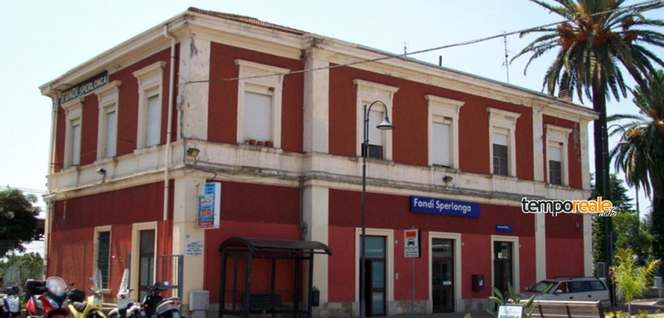 Fondi / Sospesa e ripristinata la circolazione ferroviaria, ritardi fino a 70 minuti