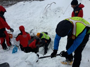 soccorso alpino cnsas hotel rigopiano