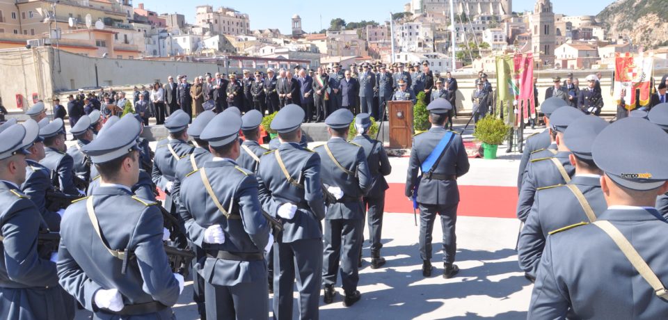 Gaeta / Il ministro Minniti consegna all’ambasciatore libico due motovedette