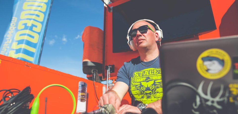Aperol Spritz, il dj formiano Ulisse Marciano in tour sulle spiagge d’Italia: farà tappa a Sperlonga