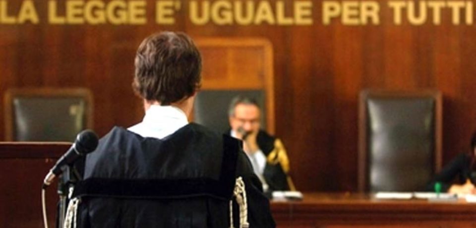 Istruzione, due docenti precari vincono il ricorso contro il Ministero
