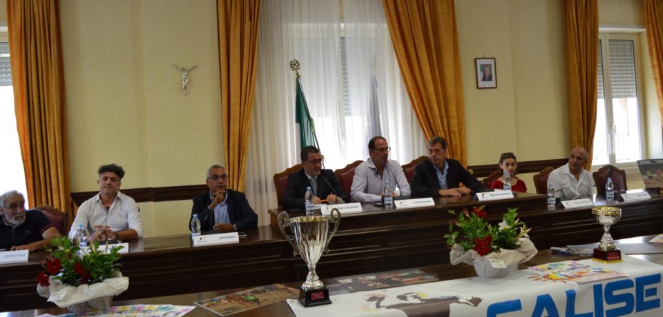 Gaeta / Presentato il 30° Torneo Internazionale di Pallamano “Francesco Calise” (video)