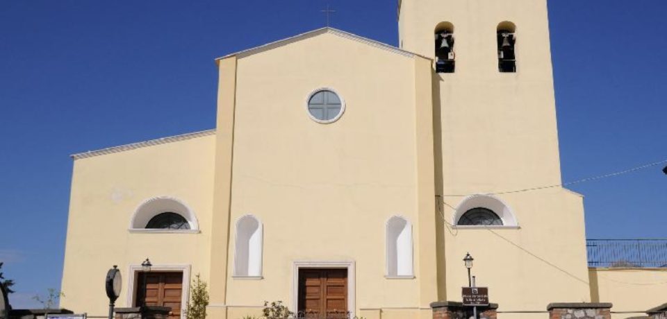 Minturno / Raccolta fondi per il restauro delle campane della Chiesa di Santa Maria Infante