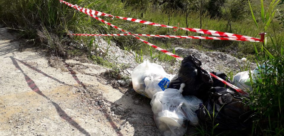 Minturno / Via Montenatale pericolosa e nel degrado: CasaPound la mette in sicurezza (video)