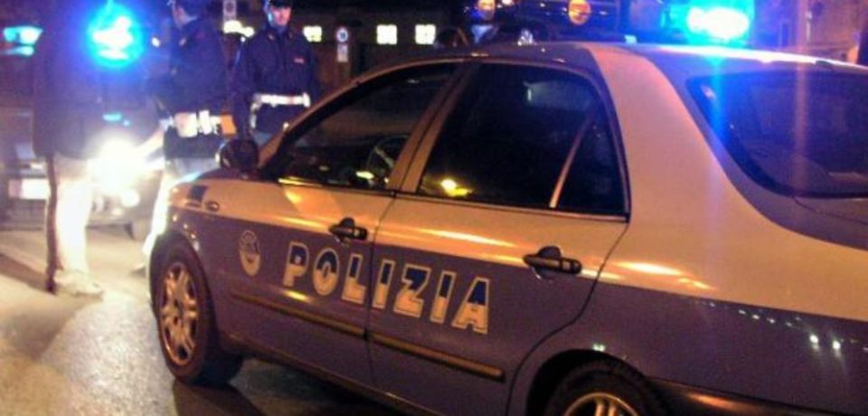 Minturno / Oltre 3000 messaggi in due giorni, 38enne arrestato per stalking