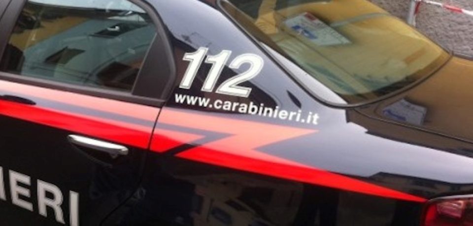 Lenola / Rubano una borsa, tre denunciati