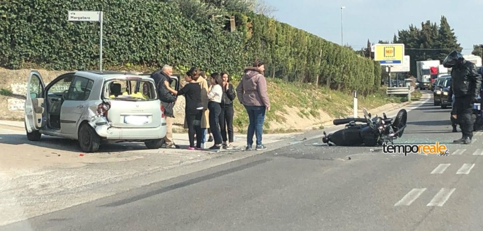 Formia / Scontro tra moto e auto sulla superstrada, grave un centauro