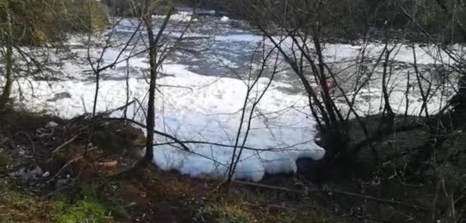 Schiuma nella Valle del Sacco, torna la paura per il fiume Garigliano