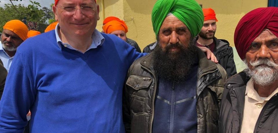 Matteo Adinolfi incontra la comunità Sikh di Pontina per ribadire il no al razzismo