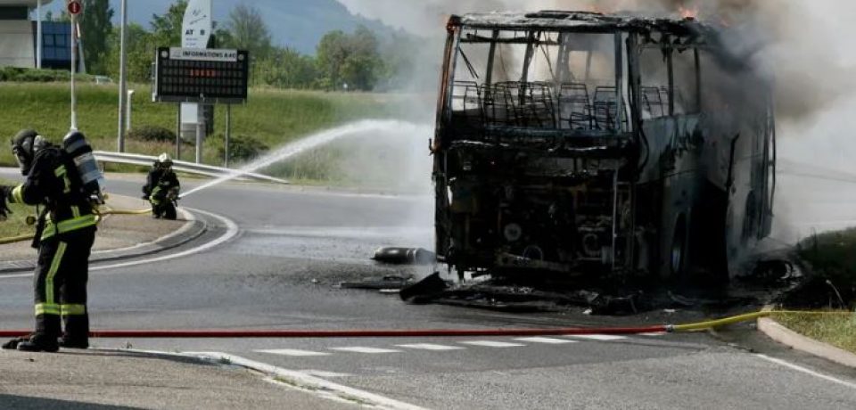 Bus in fiamme in Francia, autista eroe di Lenola salva tutti: l’elogio del sindaco Magnafico