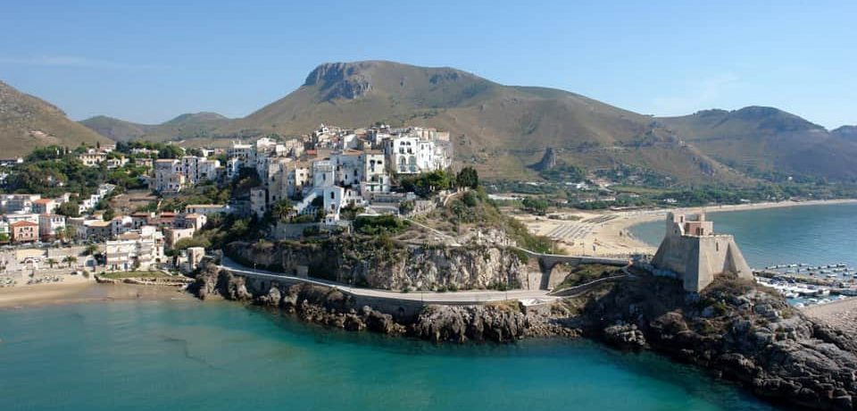 Sperlonga / Stagione balneare iniziata ma restano criticità: le critiche di Fdi